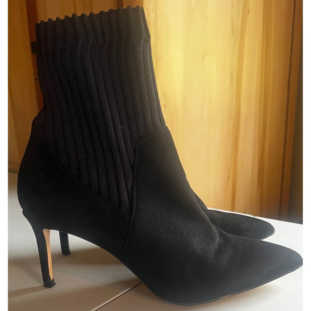 Zara Basic Collectionā Black Suede Pointed Toe Knit Sock Ankle Booties 9 (40)
